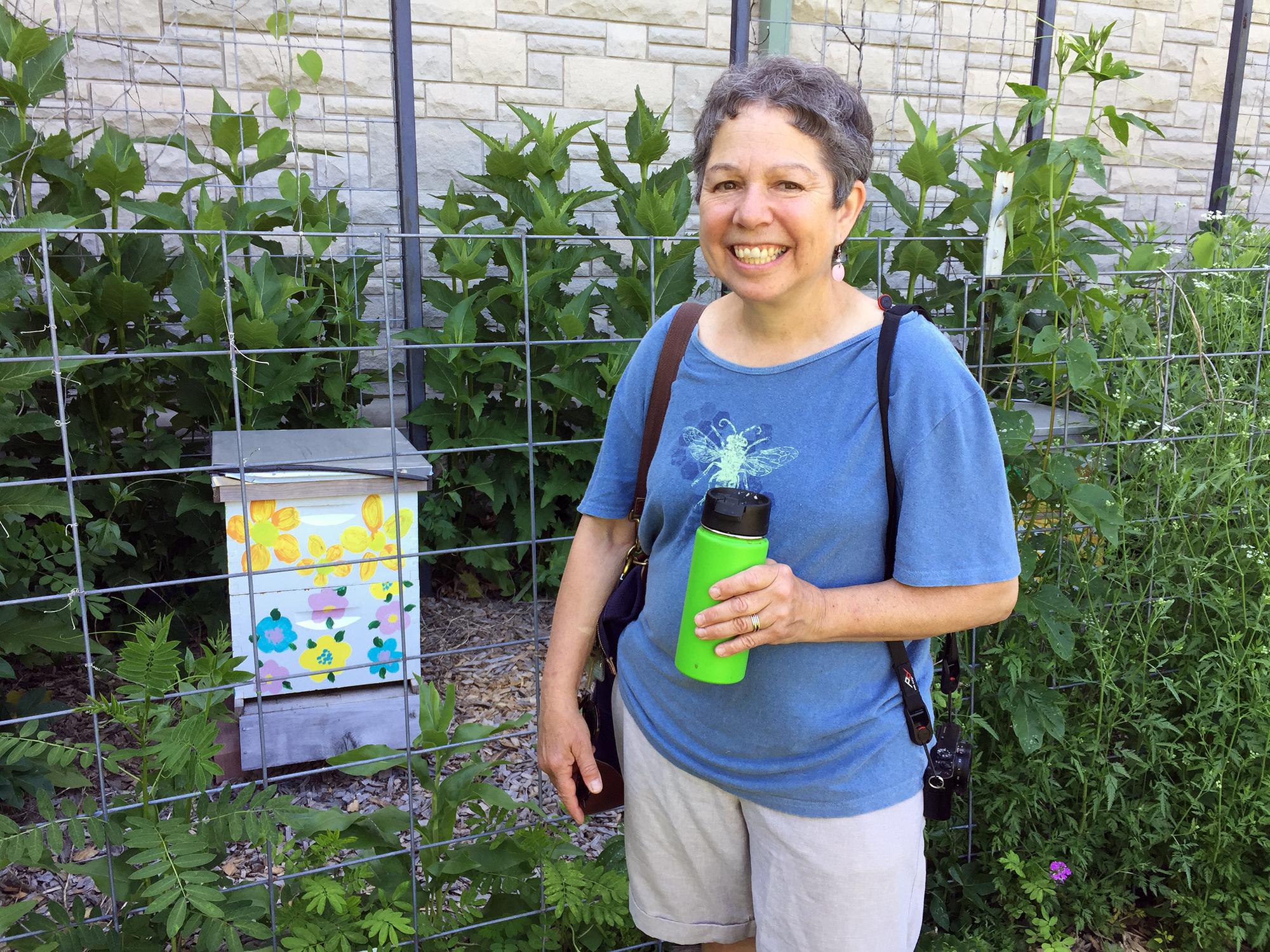 Candi Galen, a University of Missouri biology professor, is studying a way to help farmers identify pollination activity in their fields.