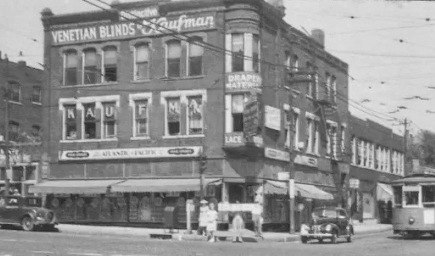 The Jeserich Building circa 1940.