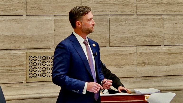 Sen. Lincoln Hough, R-Springfield, speaks during the debate on the 2023 state operating budget.
