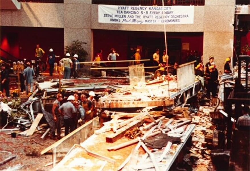 Rescuers working after the Hyatt Regency skywalks collapsed.