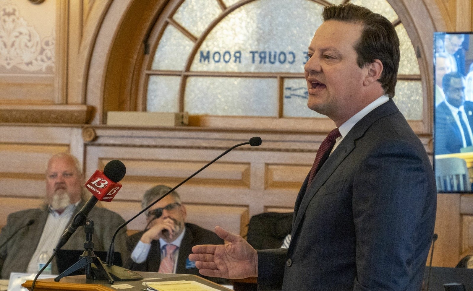 Representing the Kansas City Chiefs, Korb Maxwell urges the Kansas Legislature to expand an economic incentive program to lure the team from Missouri.