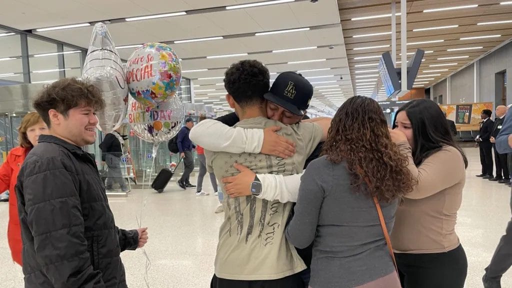 Man deported after visiting family grave in Mexico is back in Kansas City